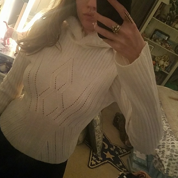 Jennifer Lopez Sweaters - JLo white hooded sweater